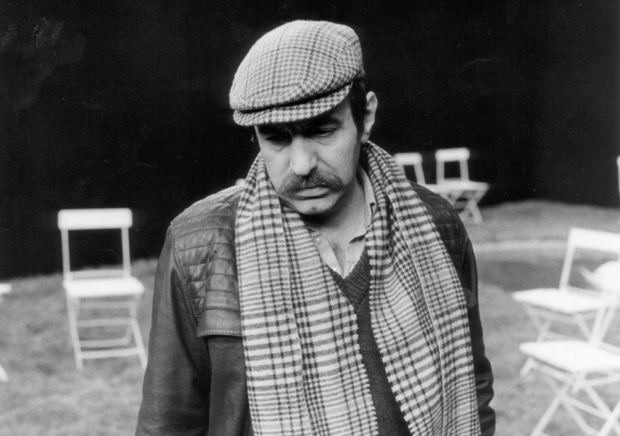 Где ћете вас две, маму вам ј**ем? Зоран Радмиловић викнуо на две даме из публике, када је сазнао да имају везе са Титом заледио се